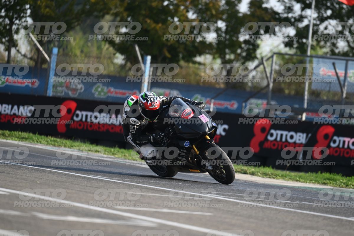 SUPERMOTO 68 · DSH_3568