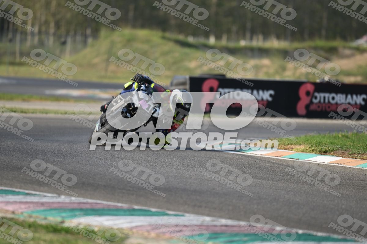 SUPERMOTO 10 · DSH_3592