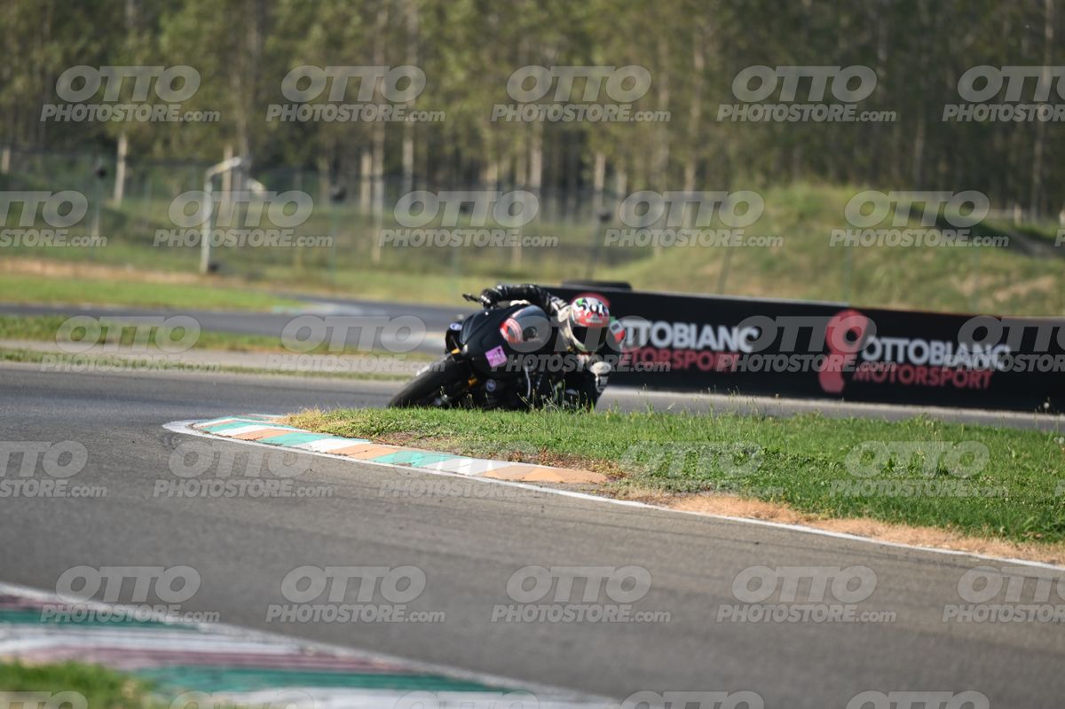 SUPERMOTO 68 · DSH_3603
