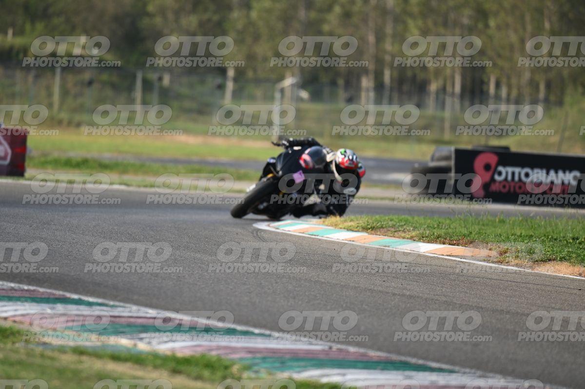 SUPERMOTO 68 · DSH_3606