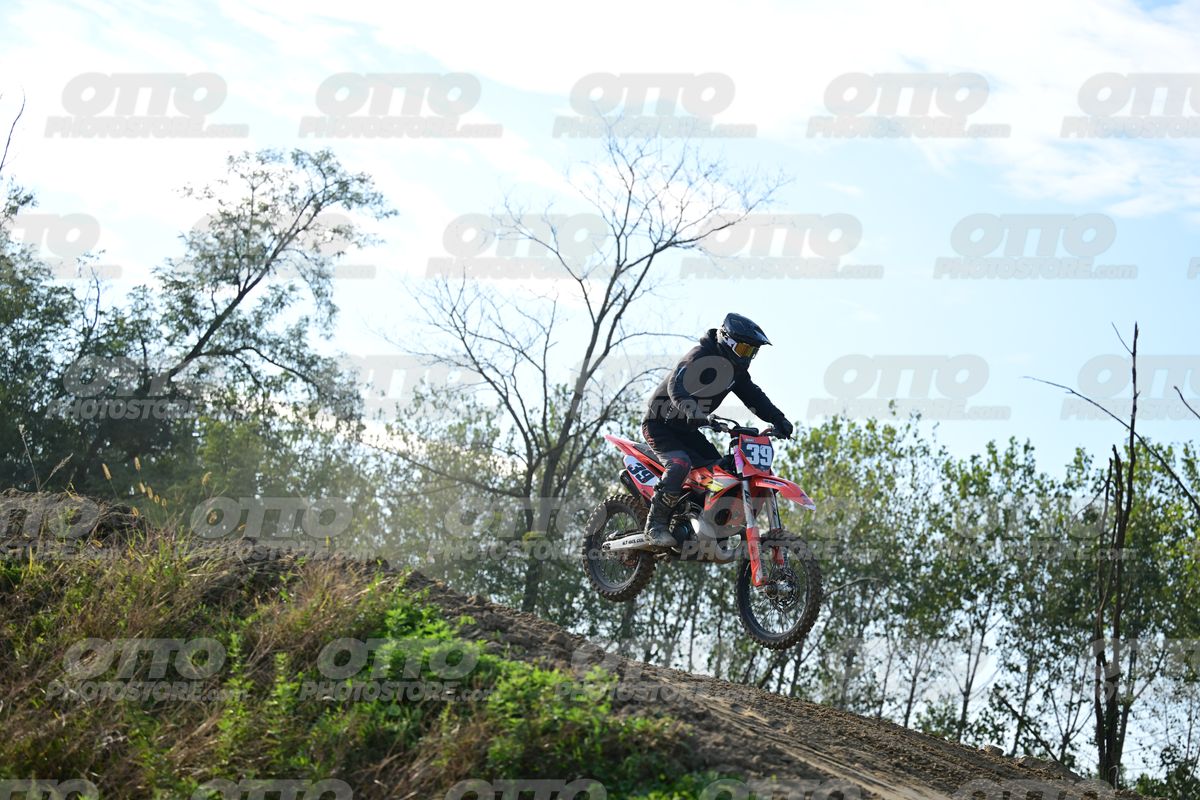39 · DSH_3609
