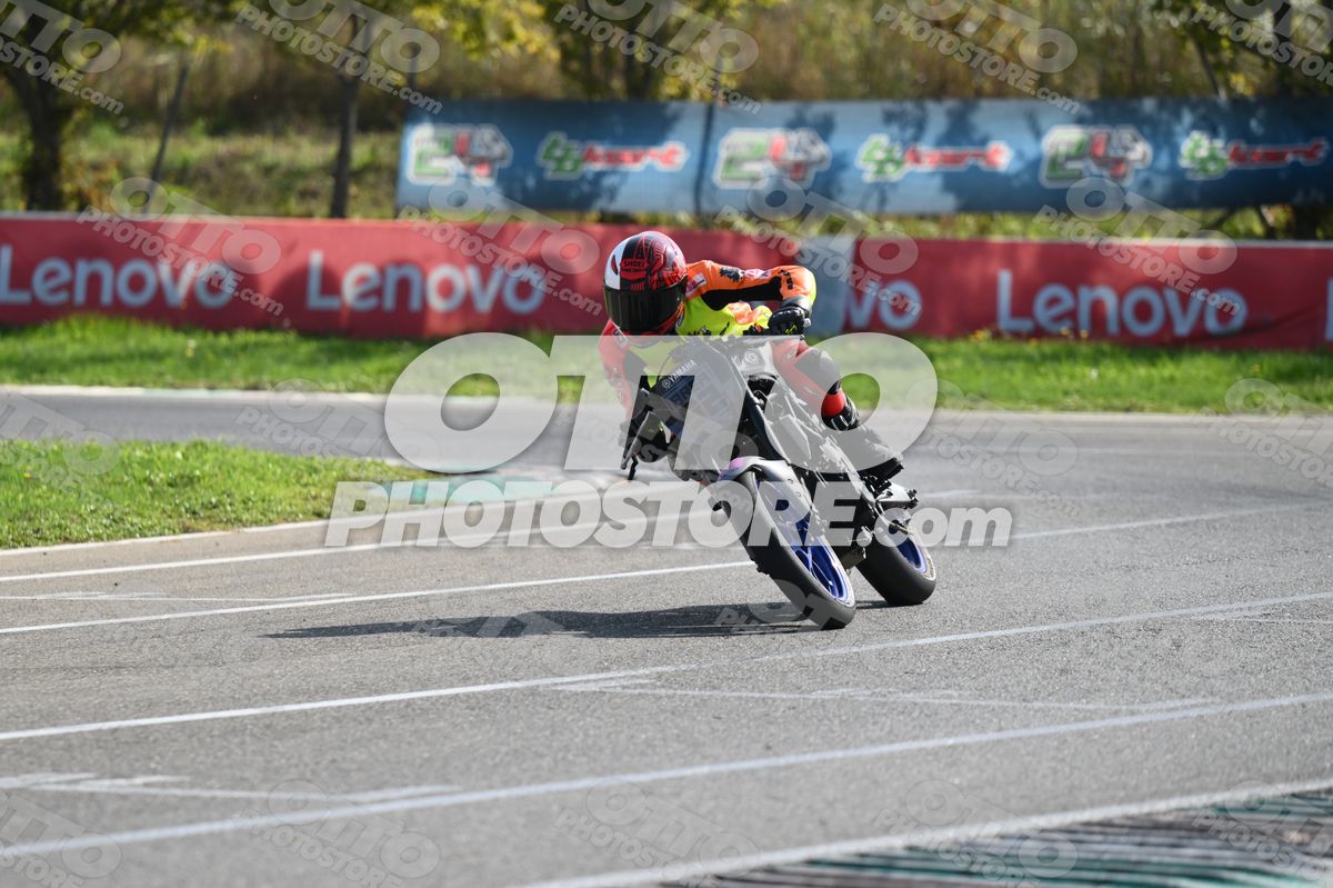 SUPERMOTO 52 · DSH_3610