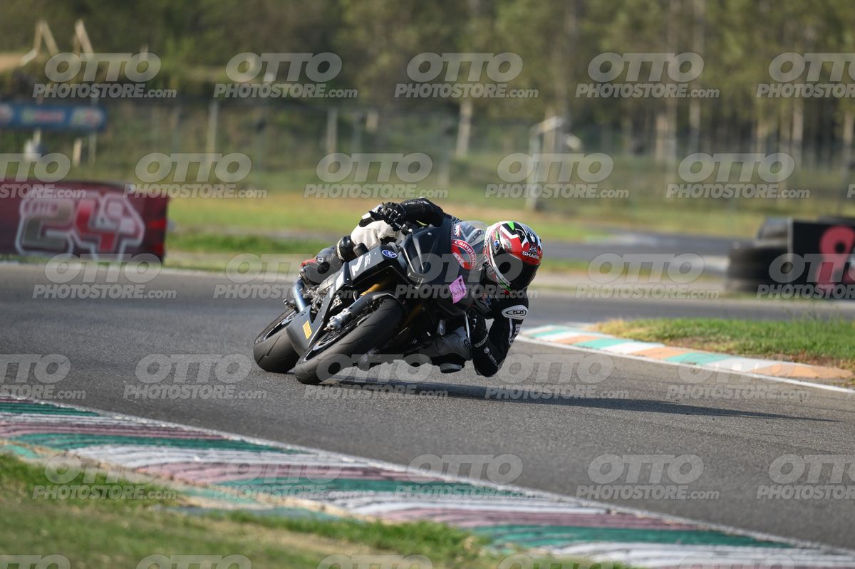 SUPERMOTO 68 · DSH_3616