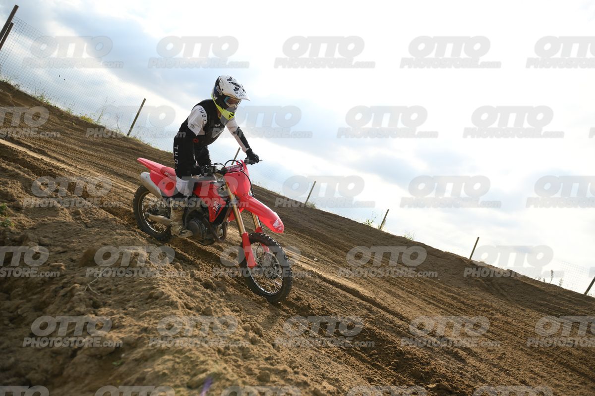 00 HONDA CRF · DSH_3642