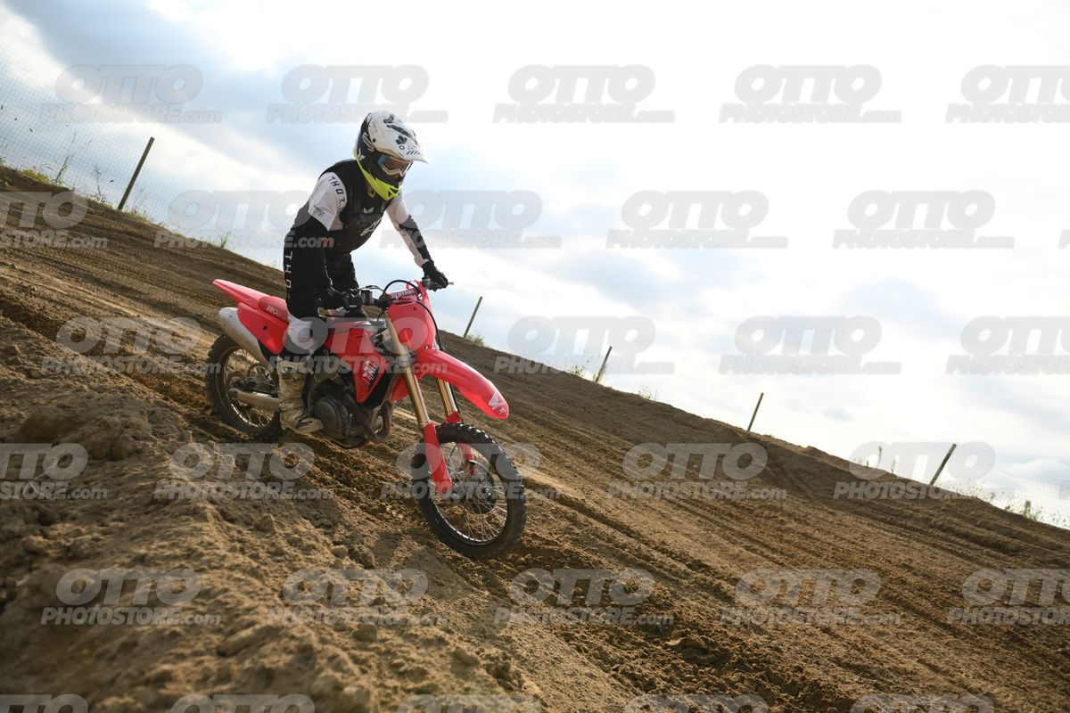 00 HONDA CRF · DSH_3643