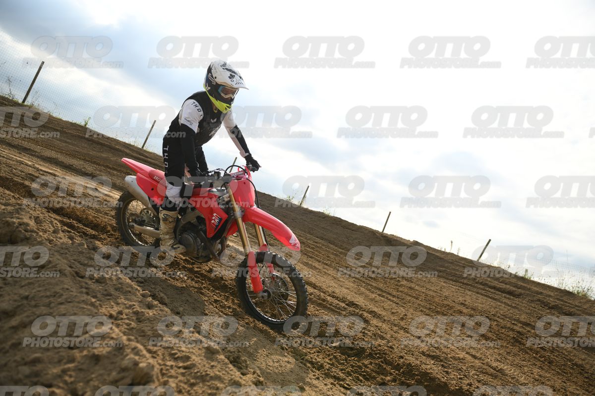 00 HONDA CRF · DSH_3644