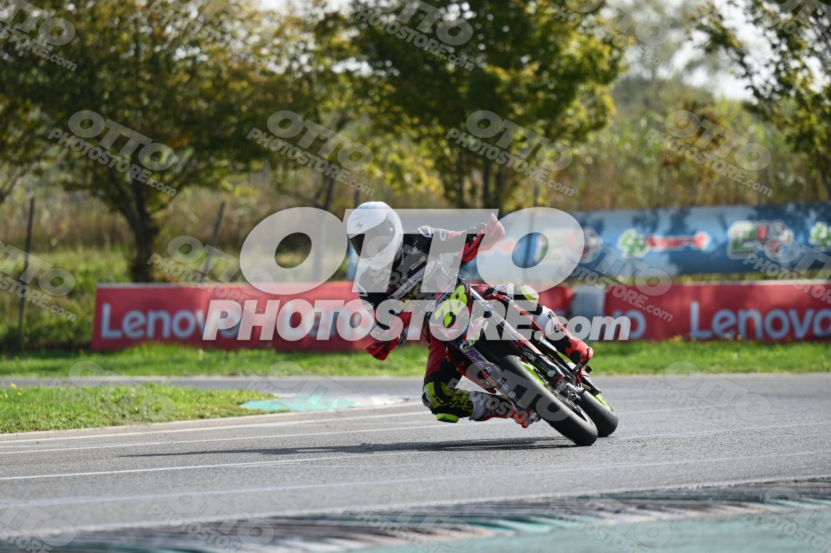 SUPERMOTO 78 · DSH_3651