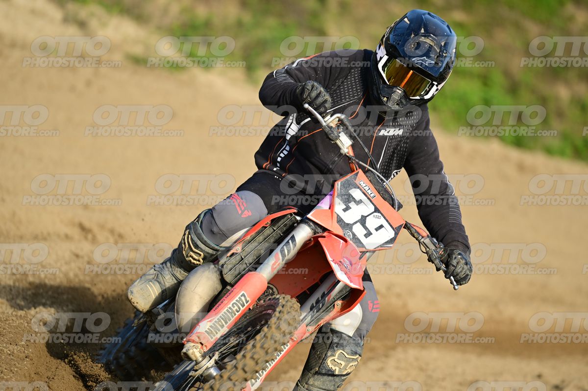 39 · DSH_3655