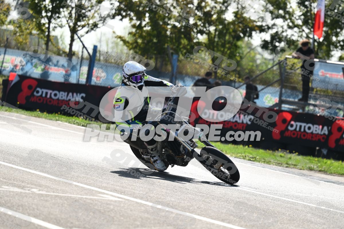 SUPERMOTO HUSQVARNA BLACK WHITE SUPERMOTO - WHITE BLUE FLUO YELLOW SUIT - WHITE HELMET · DSH_3661