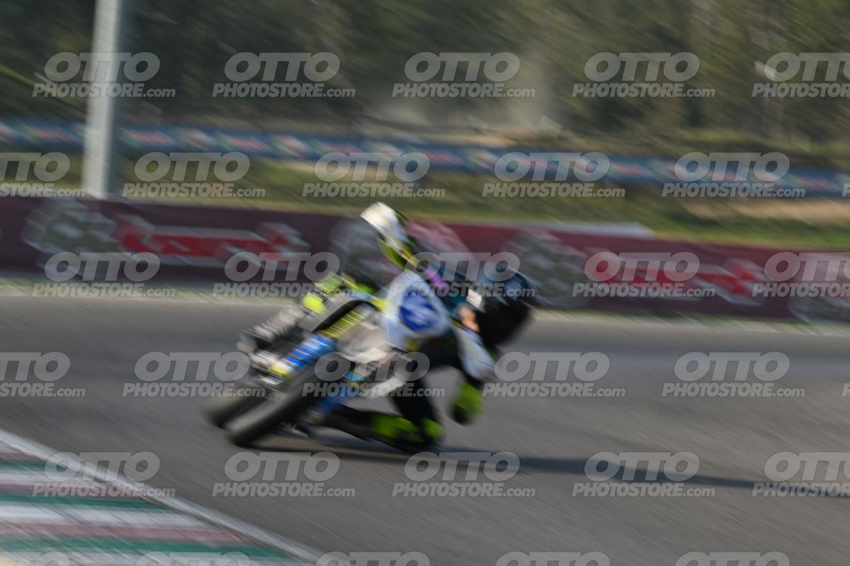 SUPERMOTO 14 · DSH_3664