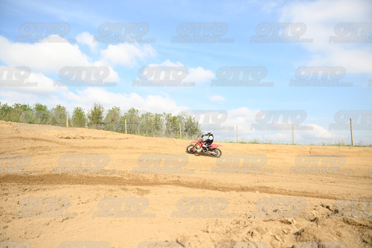 00 HONDA CRF · DSH_3672