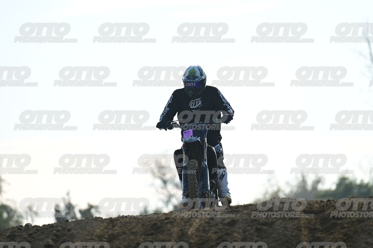 0 ALL BLACK · DSH_3672