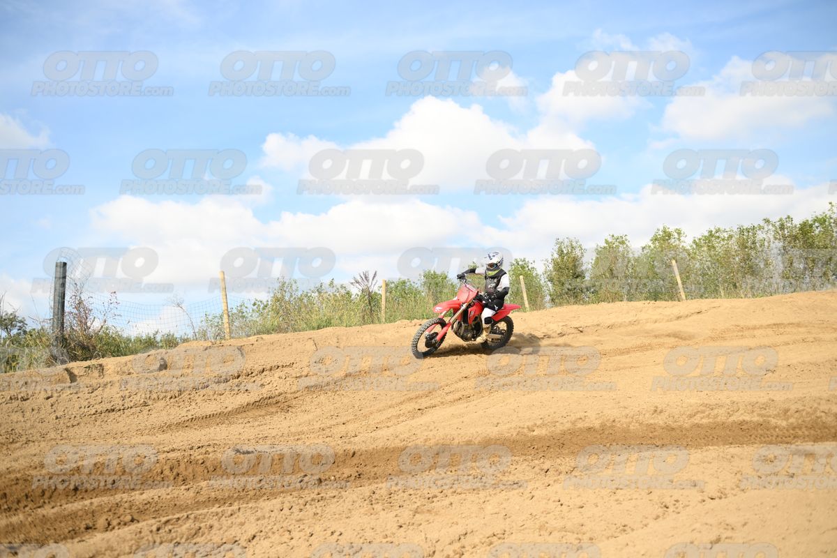 00 HONDA CRF · DSH_3675