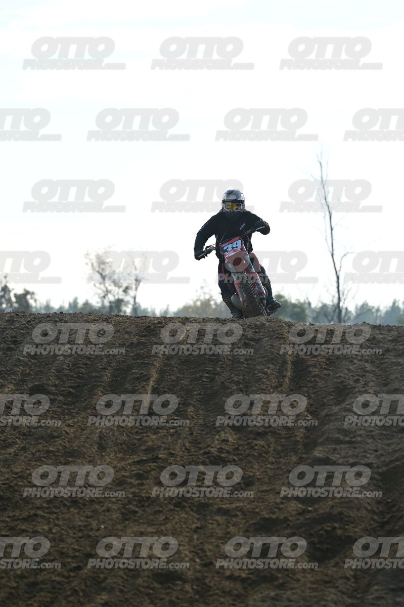 39 · DSH_3676