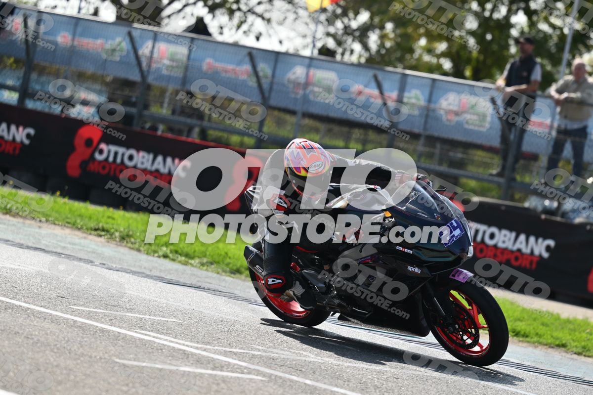 SUPERMOTO APRILIA - 24 · DSH_3677