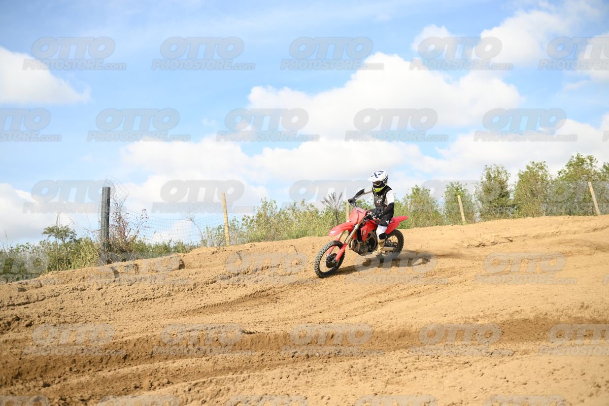 00 HONDA CRF · DSH_3677