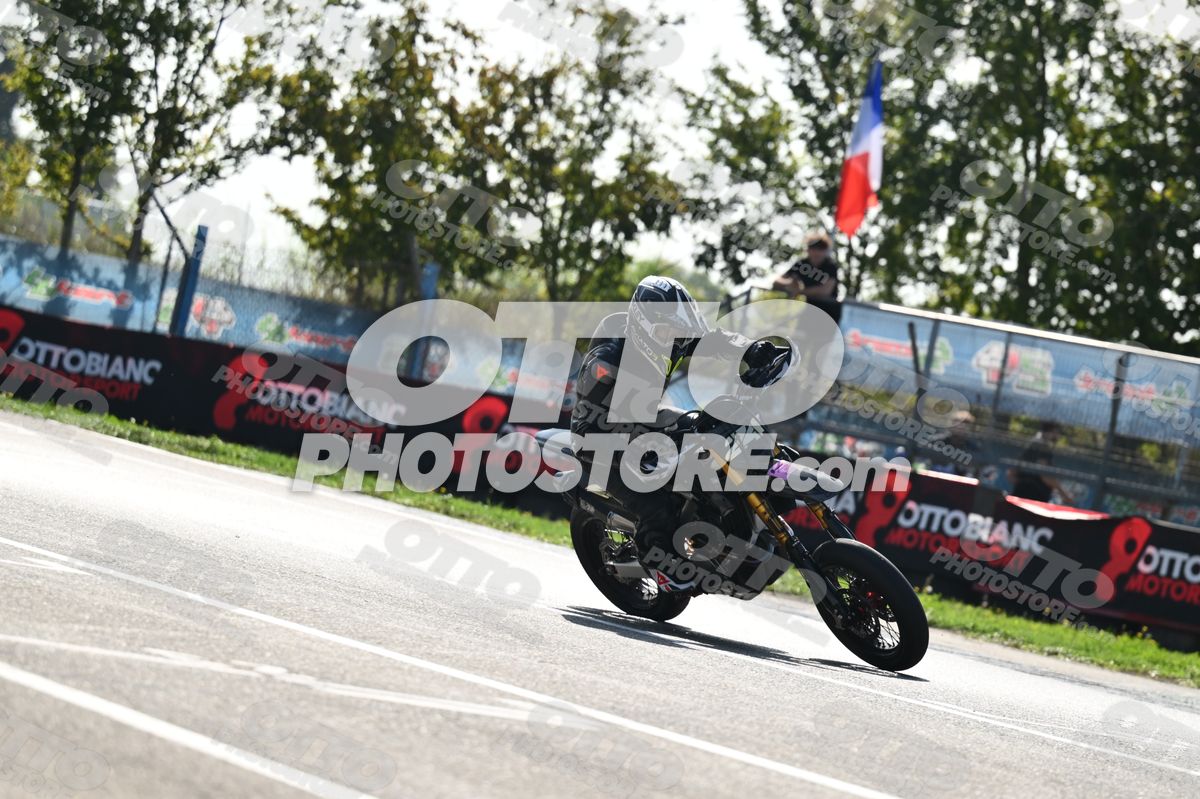 SUPERMOTO 24 · DSH_3685
