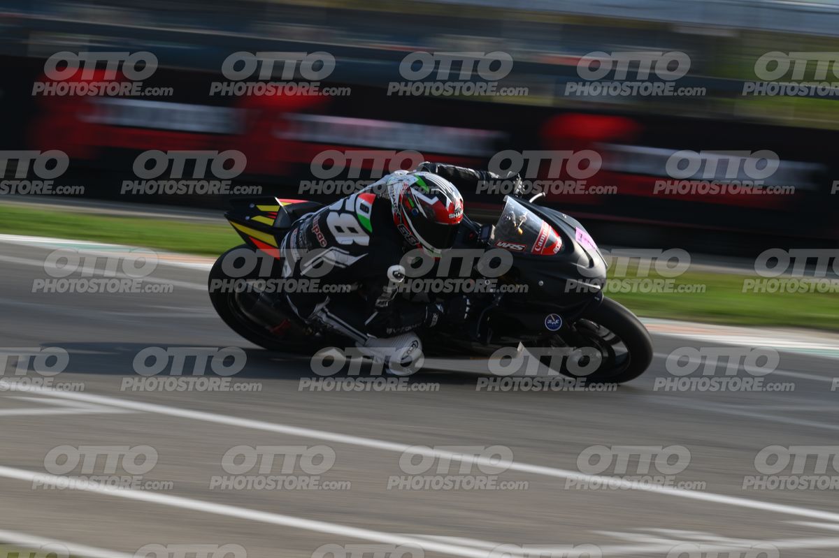SUPERMOTO 68 · DSH_3709