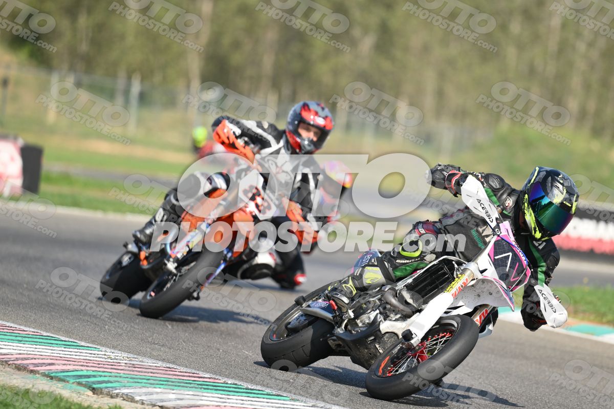 SUPERMOTO 83 · DSH_3725
