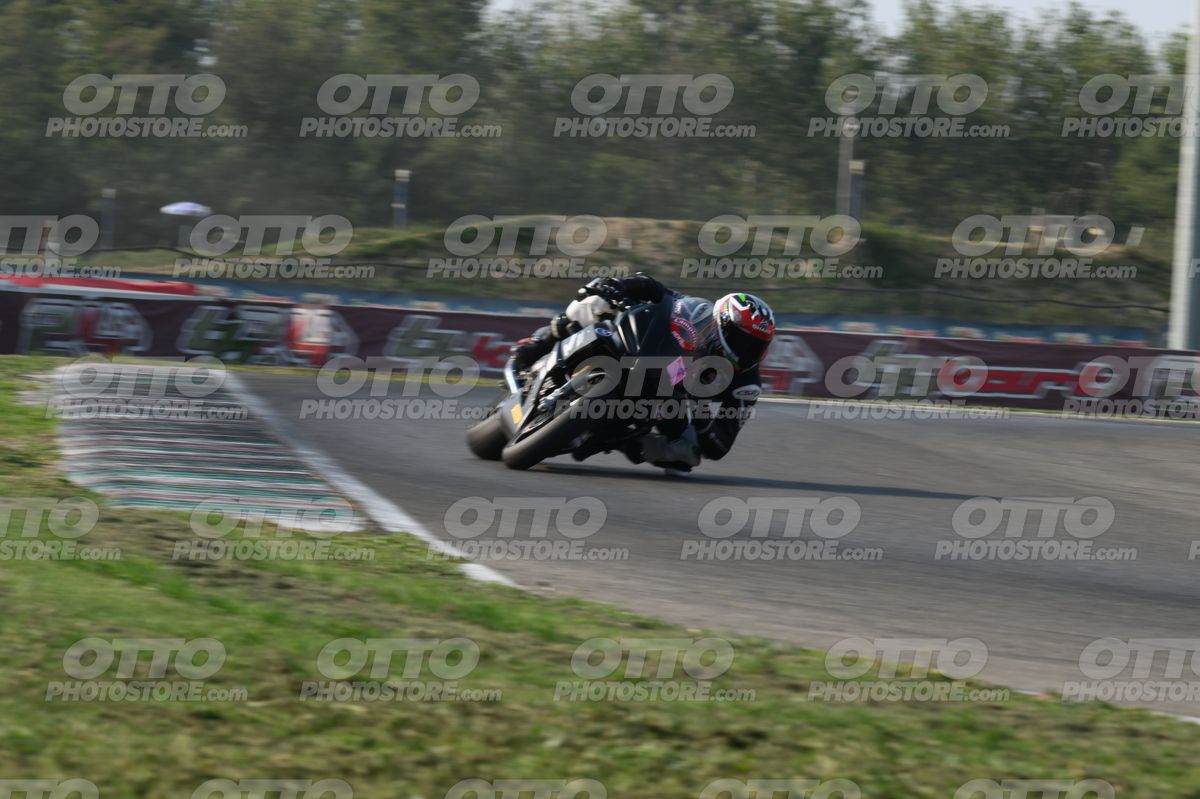 SUPERMOTO 68 · DSH_3726