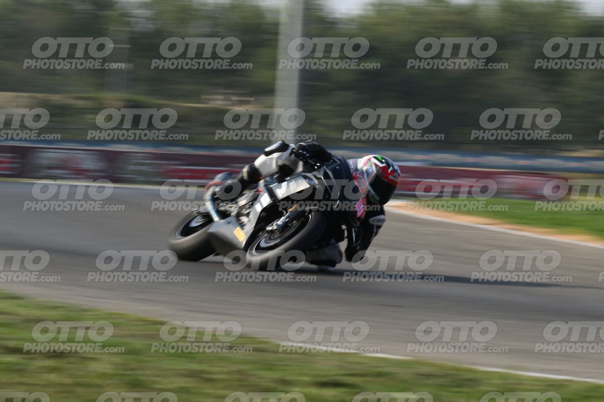 SUPERMOTO 68 · DSH_3728