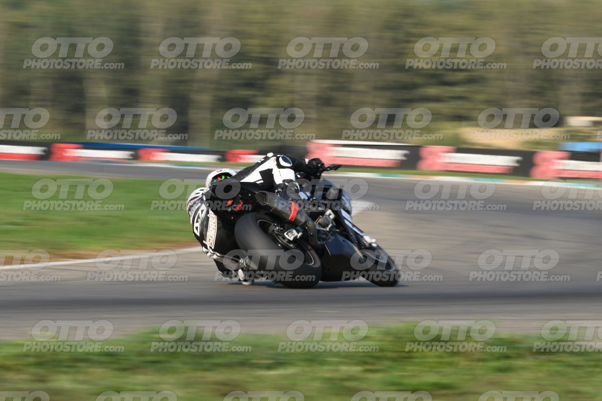 SUPERMOTO 68 · DSH_3735