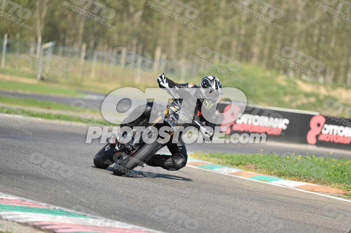 SUPERMOTO 24 · DSH_3758