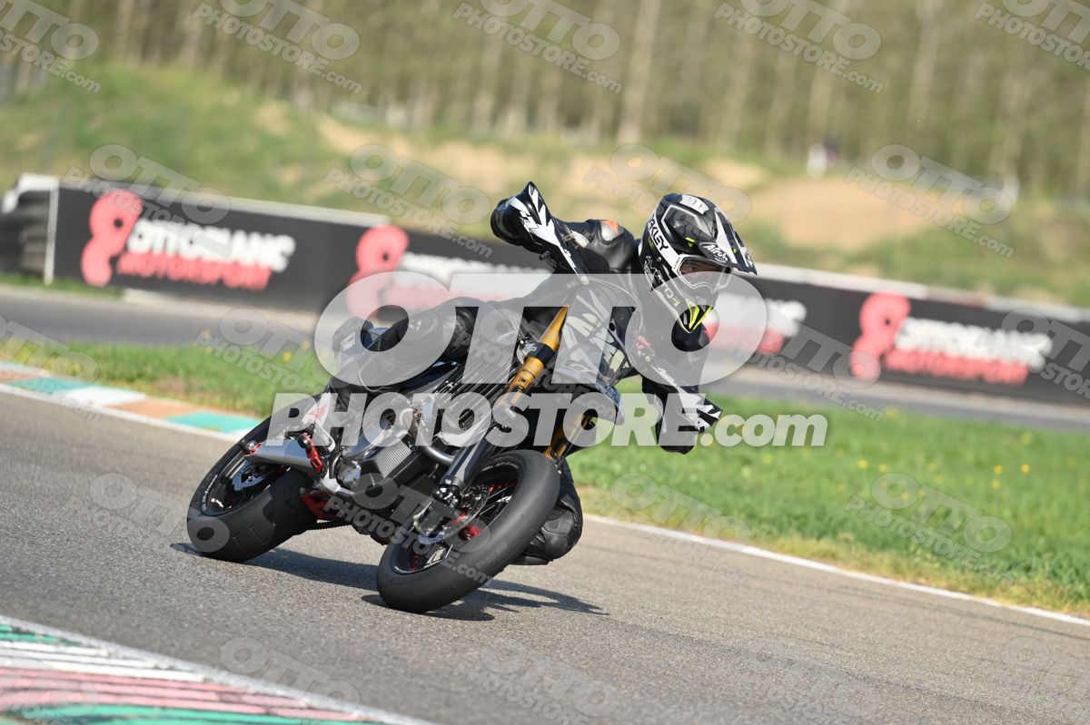 SUPERMOTO 24 · DSH_3761