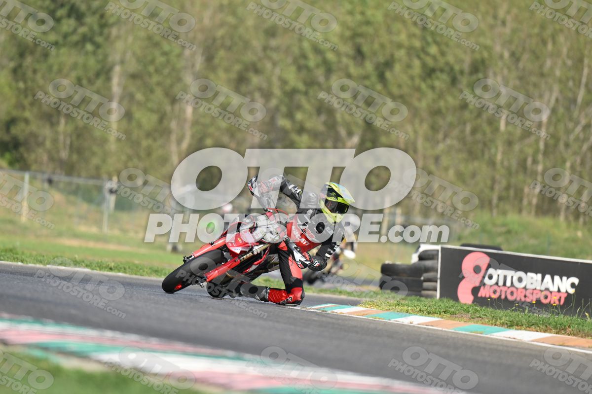 SUPERMOTO 402 · DSH_3763