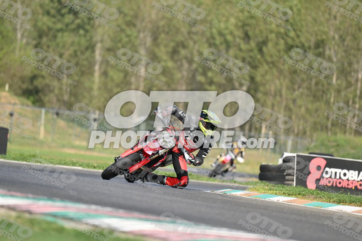 SUPERMOTO 402 · DSH_3764