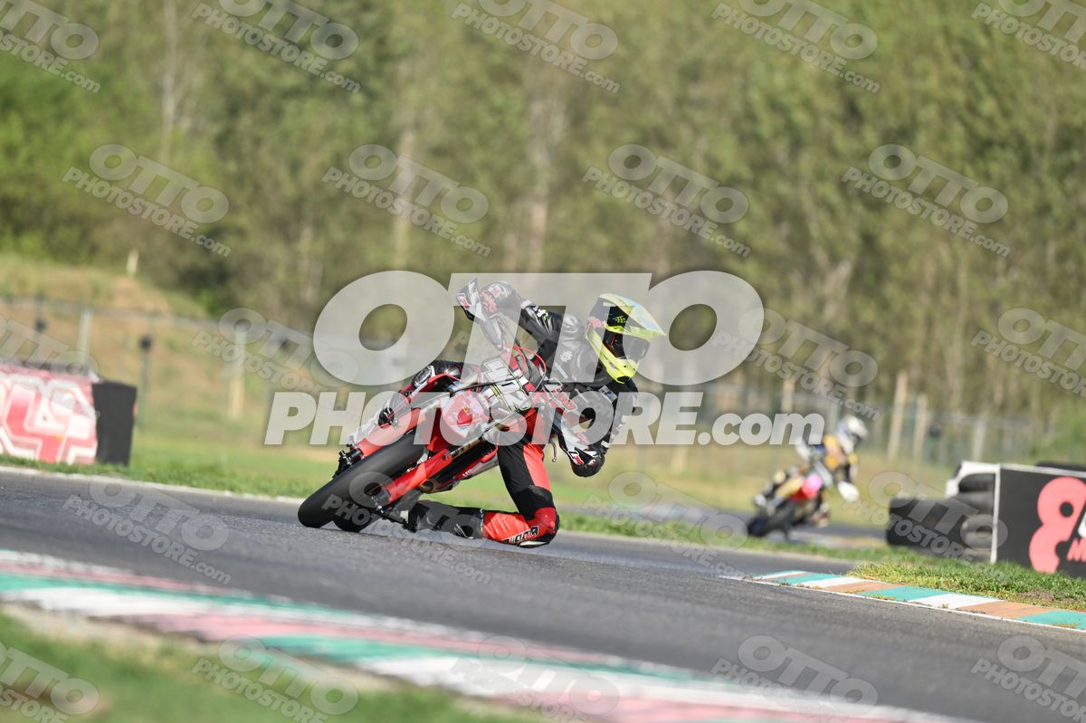 SUPERMOTO 402 · DSH_3766