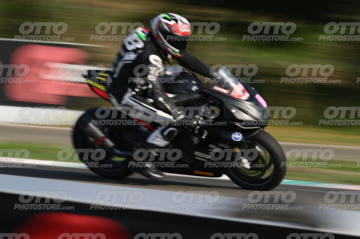 SUPERMOTO 68 · DSH_3768