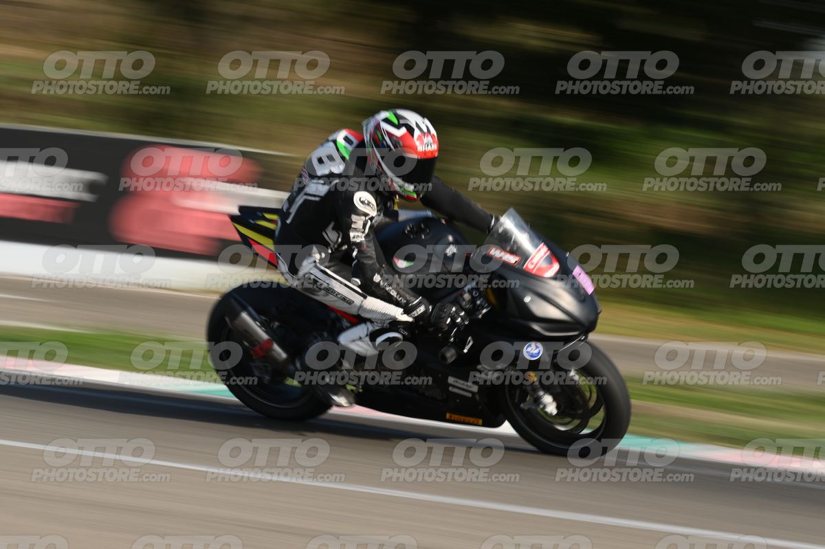 SUPERMOTO 68 · DSH_3807