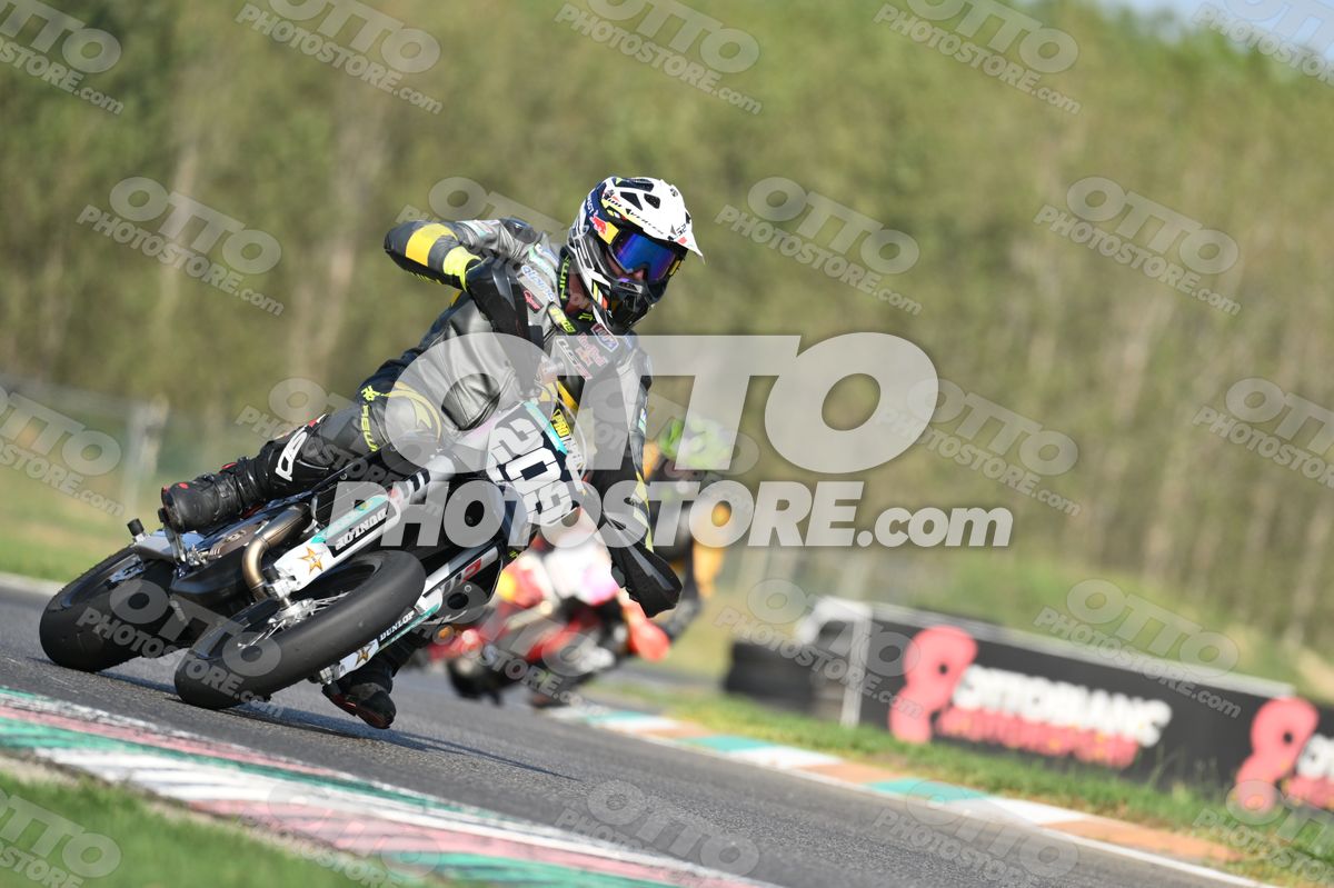 SUPERMOTO 209 · DSH_3834