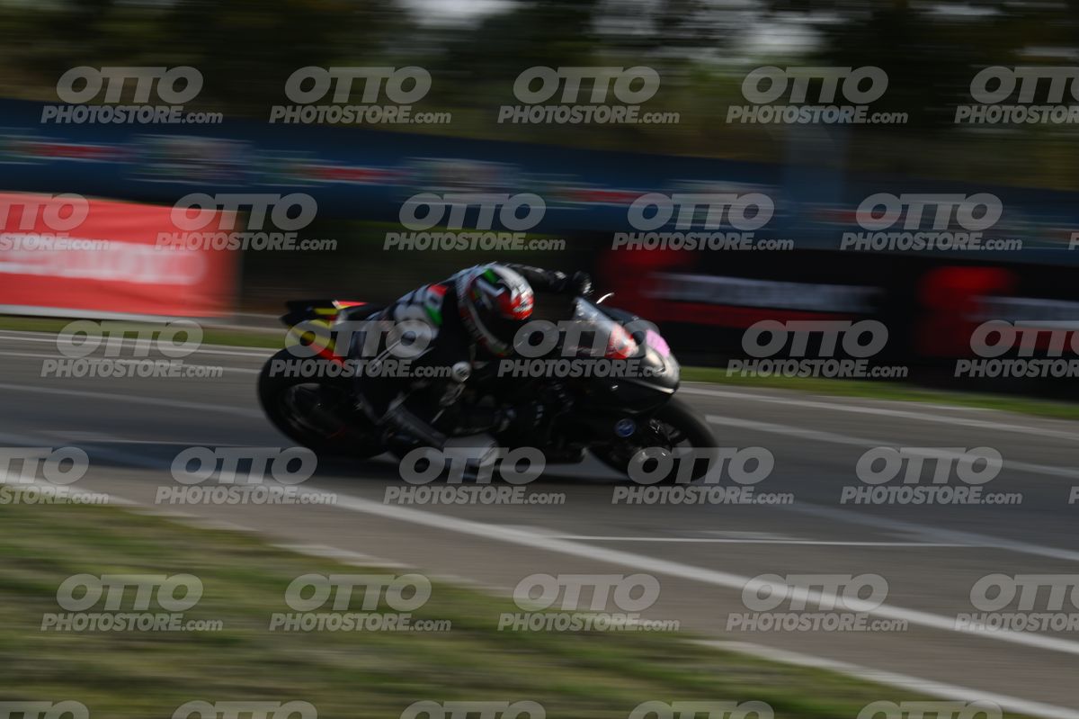 SUPERMOTO 68 · DSH_3849