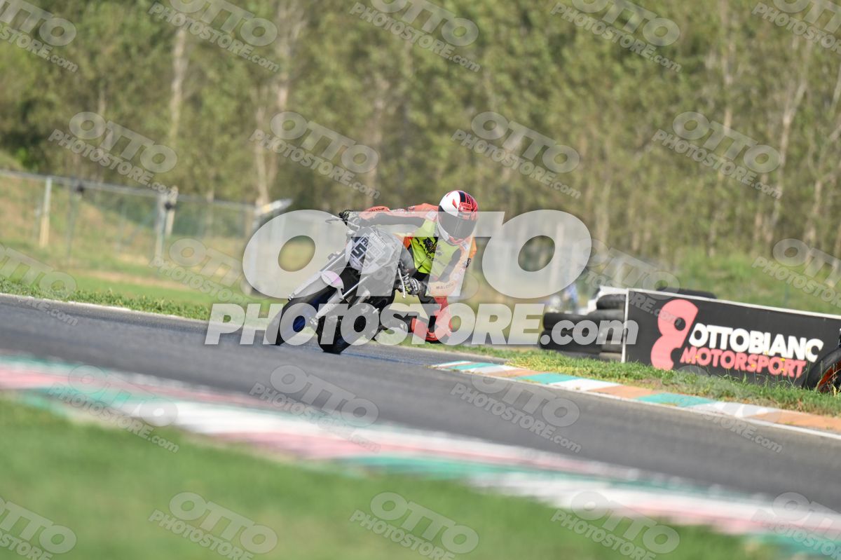 SUPERMOTO 55 · DSH_3850