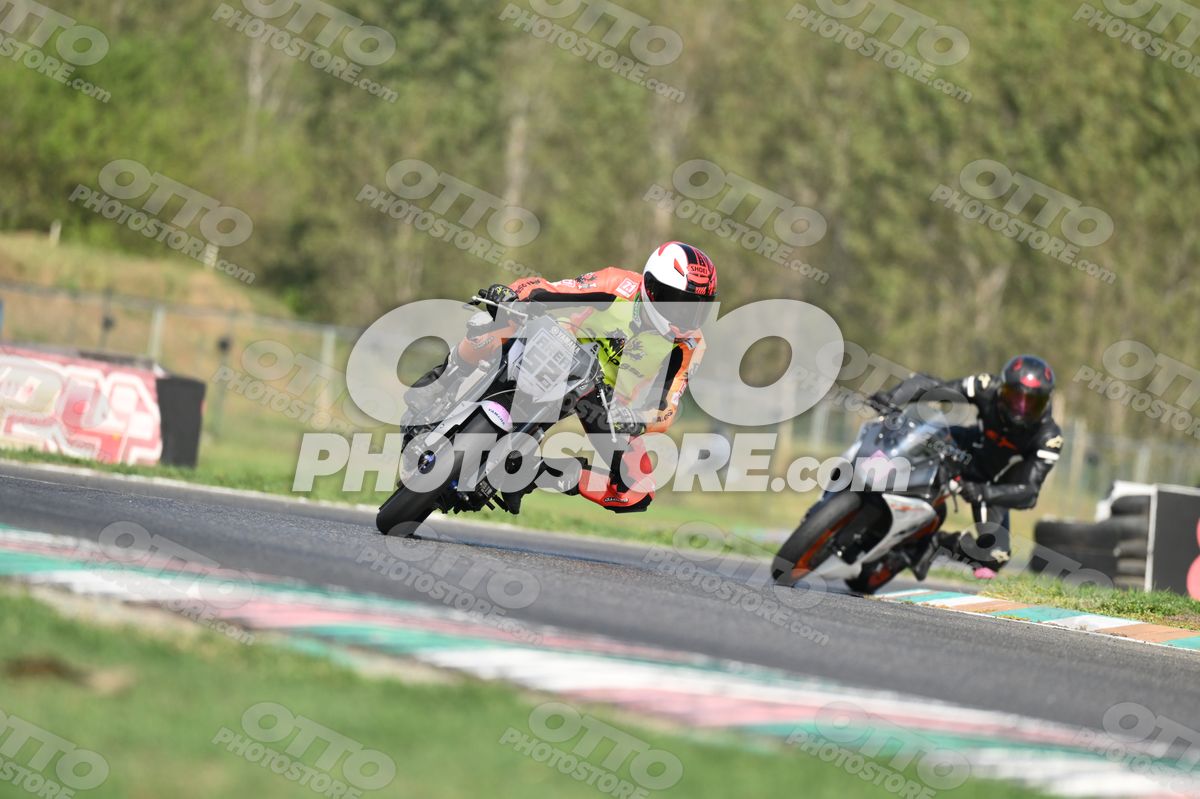 SUPERMOTO 55 · DSH_3855