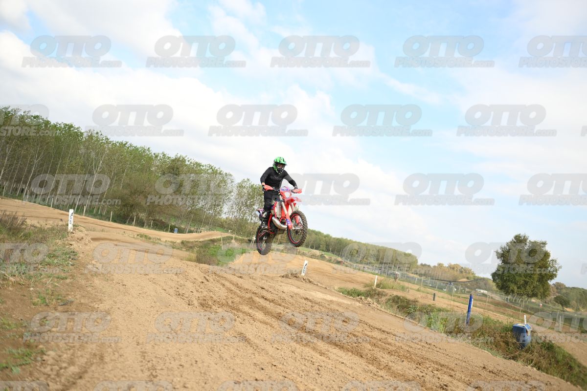0 - BETA GREEN HELMET · DSH_3866