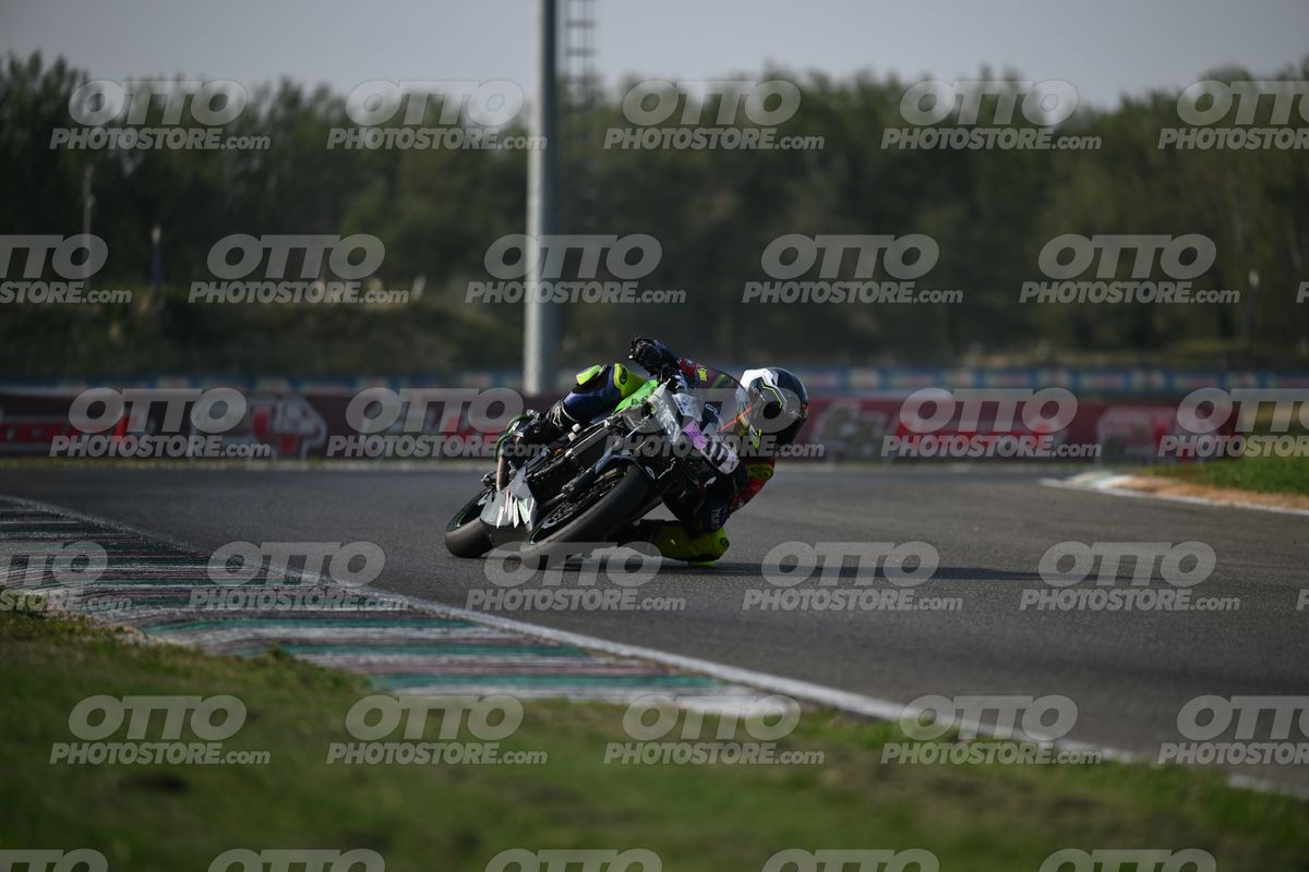 SUPERMOTO 10 · DSH_3878