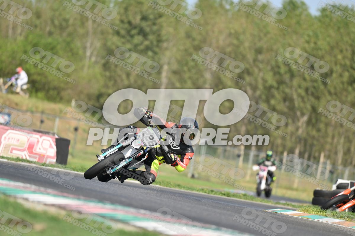 SUPERMOTO 226 · DSH_3880
