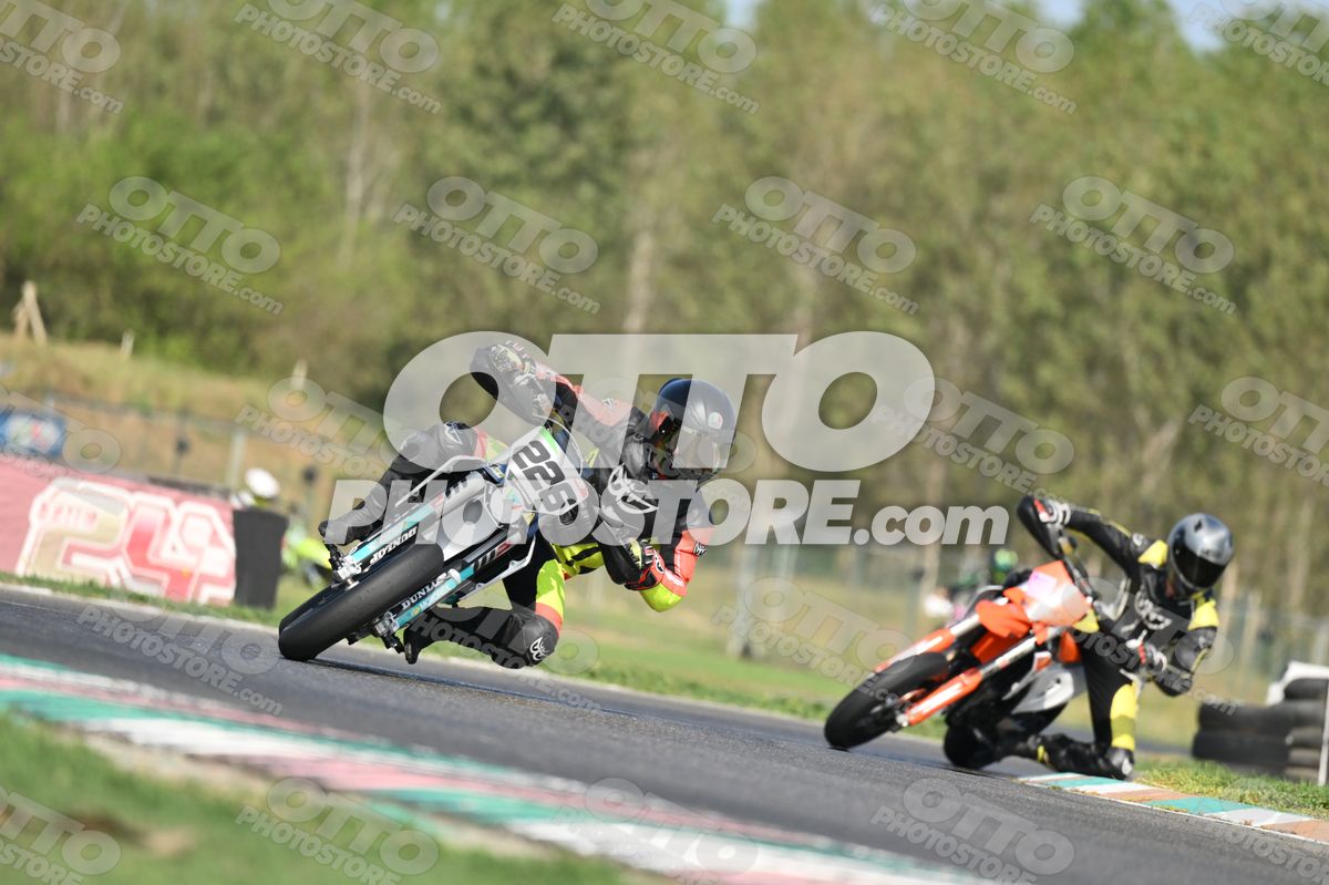 SUPERMOTO 226 · DSH_3883