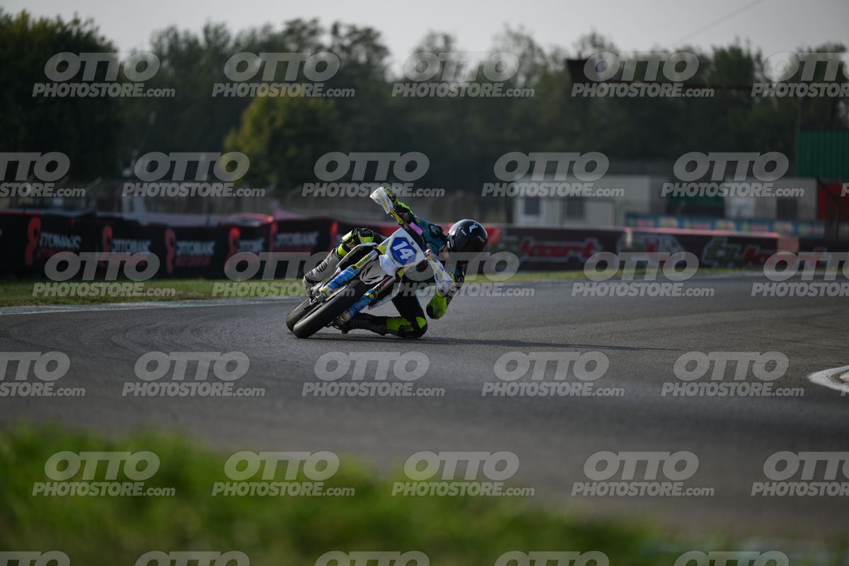SUPERMOTO 14 · DSH_3891