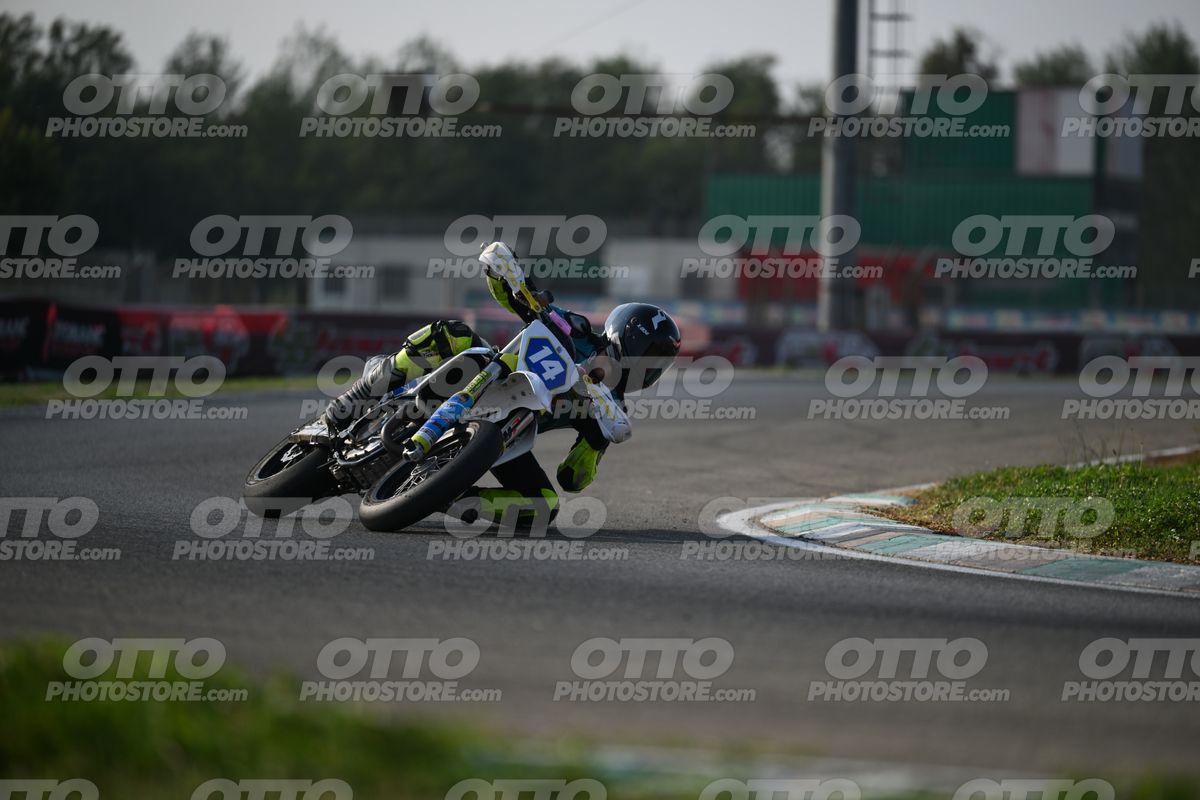 SUPERMOTO 14 · DSH_3896