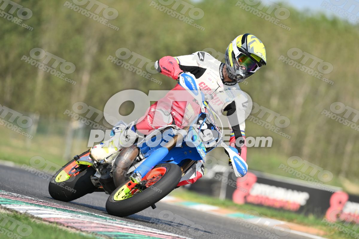 SUPERMOTO 297 · DSH_3902