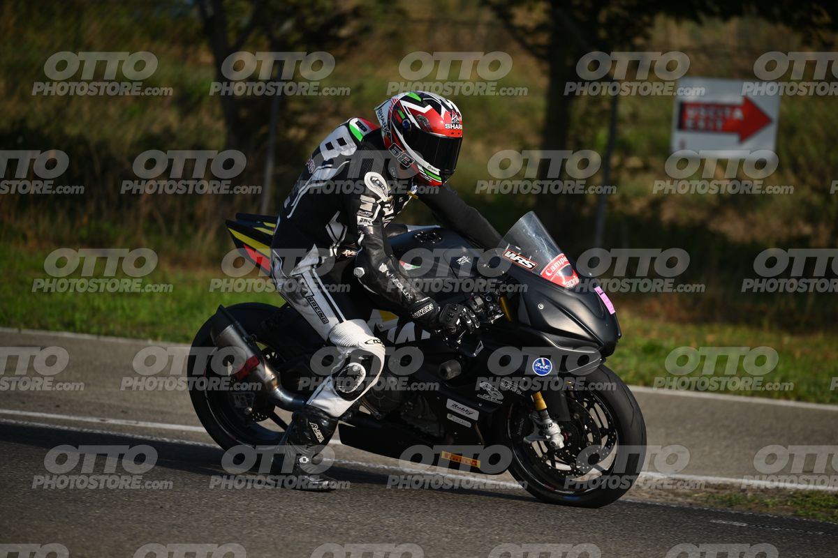 SUPERMOTO 68 · DSH_3903