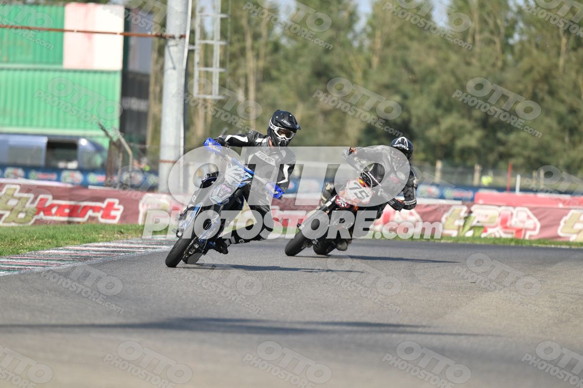 SUPERMOTO 75 · DSH_3904
