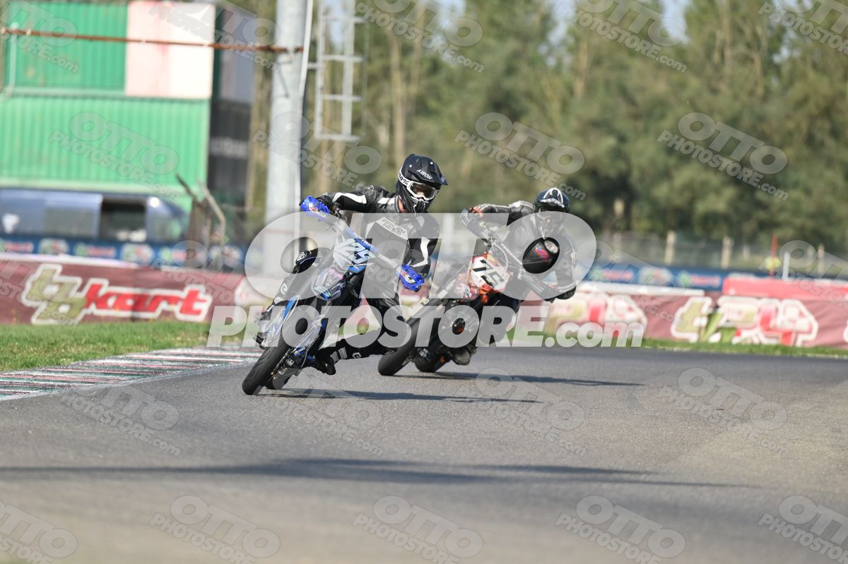 SUPERMOTO 75 · DSH_3905