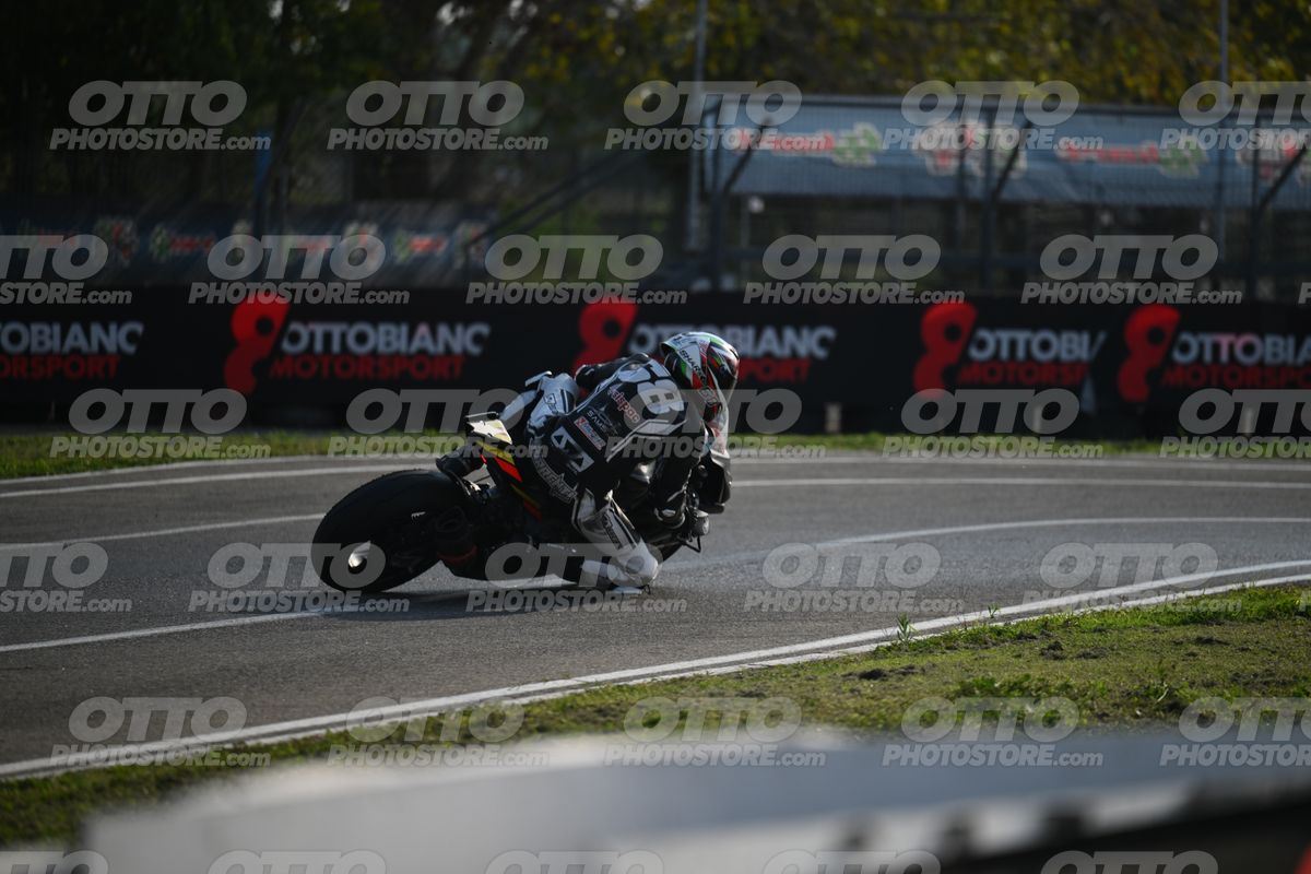 SUPERMOTO 68 · DSH_3907