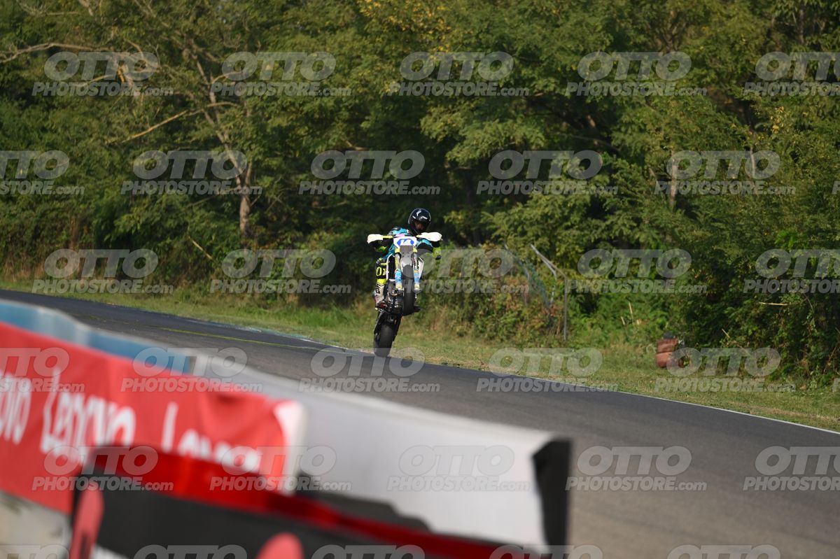 SUPERMOTO 14 · DSH_3914