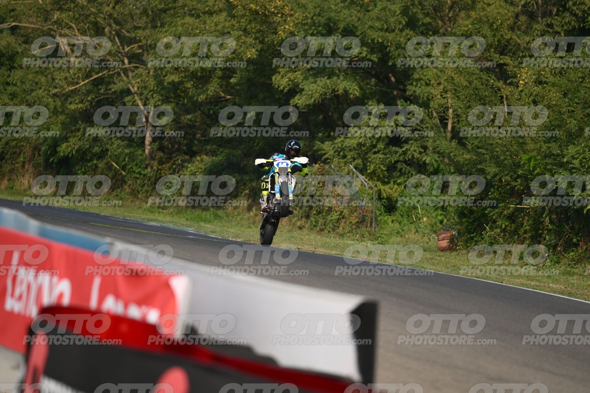 SUPERMOTO 14 · DSH_3915